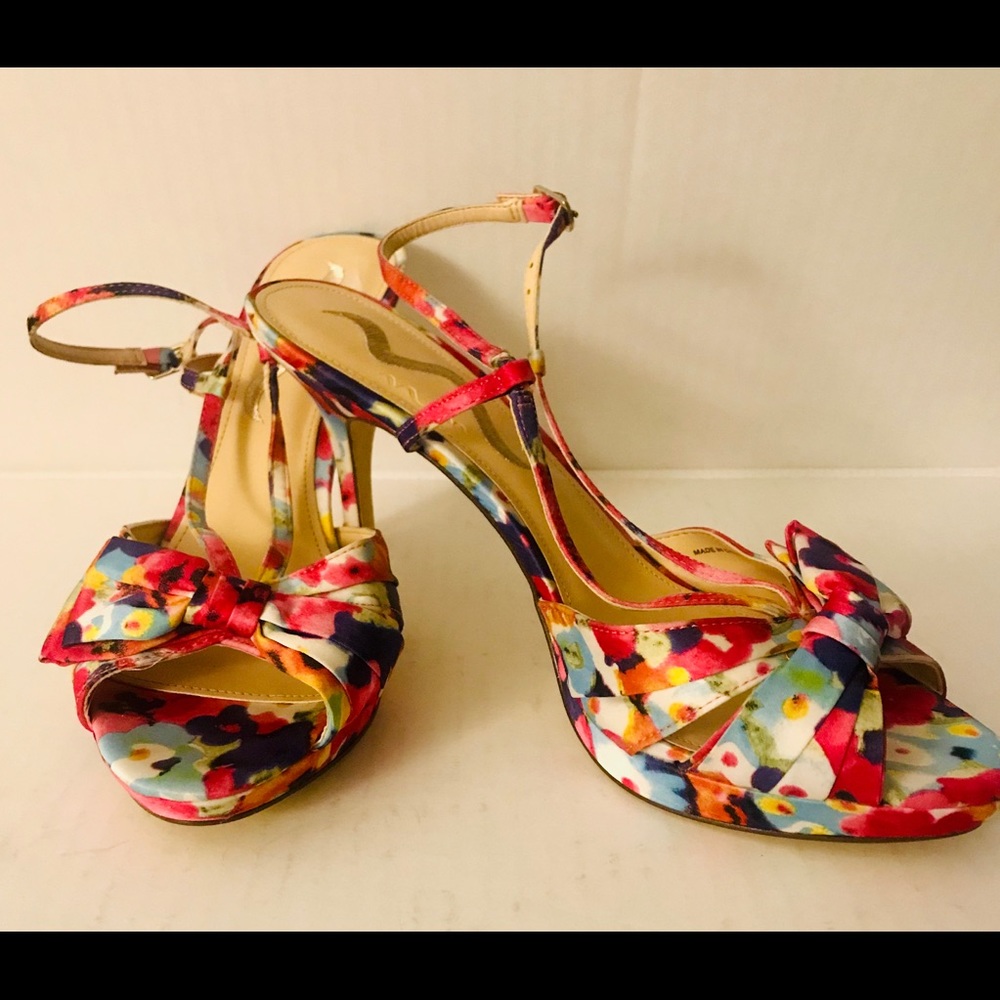 Nina satin flower sandals with bows.